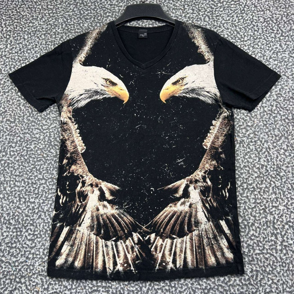 The Classic USA Shirt Women Medium Black Eagle Graphic V-Neck Short Sleeve